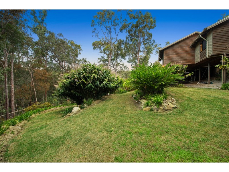 10 Tahlia Court, Bonogin QLD 4213