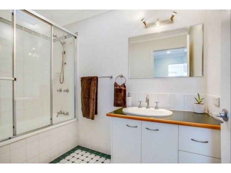 34/130 Plateau Crescent, Carrara QLD 4211