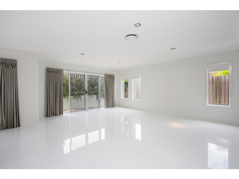 13 Skywatch Circuit, Reedy Creek QLD 4227