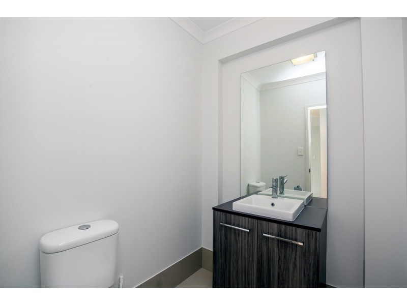 13 Skywatch Circuit, Reedy Creek QLD 4227