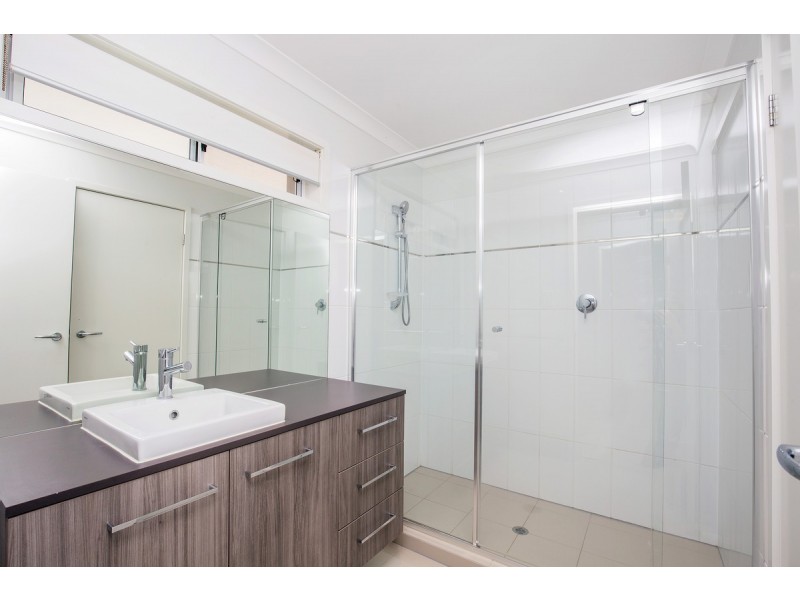 13 Skywatch Circuit, Reedy Creek QLD 4227