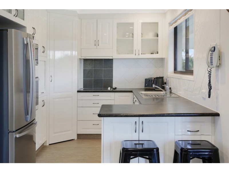 145 Markeri Street, Mermaid Waters QLD 4218