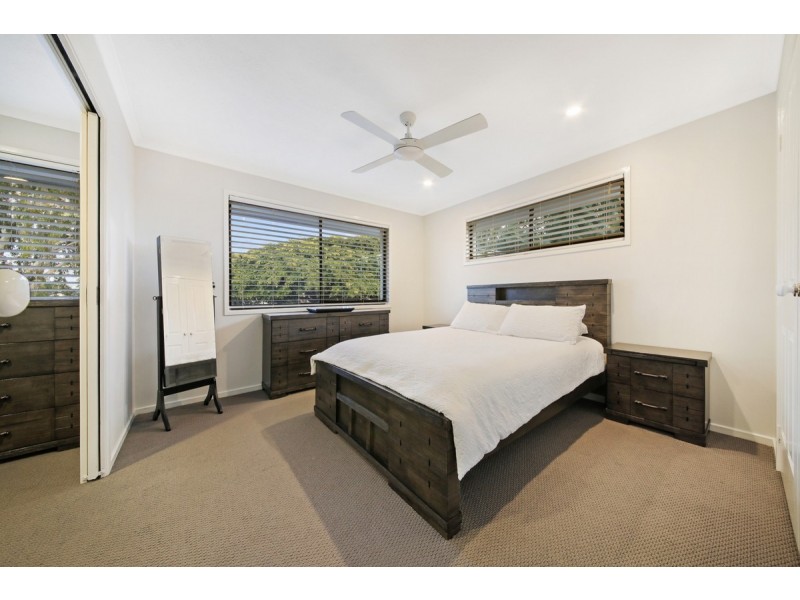 145 Markeri Street, Mermaid Waters QLD 4218