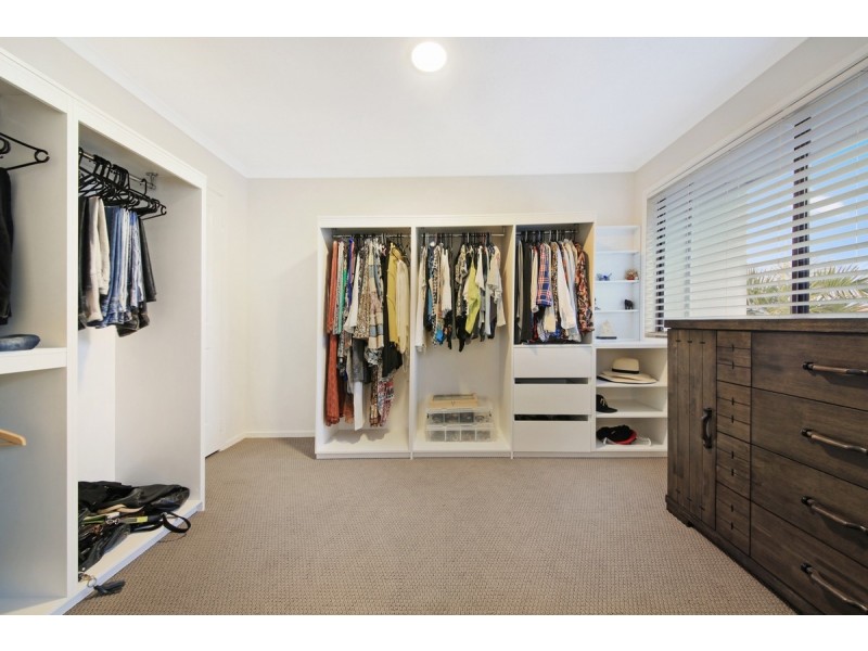 145 Markeri Street, Mermaid Waters QLD 4218