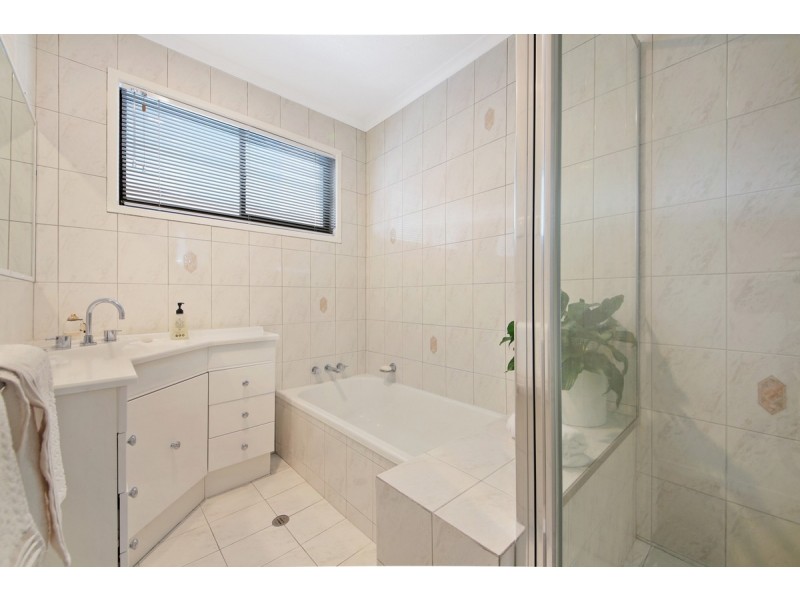 145 Markeri Street, Mermaid Waters QLD 4218