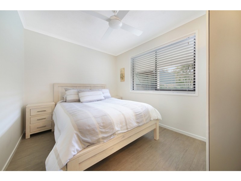 145 Markeri Street, Mermaid Waters QLD 4218