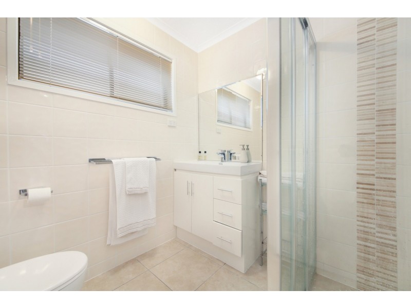 145 Markeri Street, Mermaid Waters QLD 4218