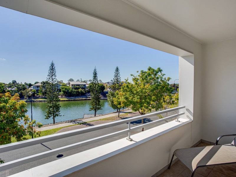 16/31 Port Peyra Crescent, Varsity Lakes QLD 4227