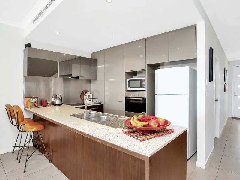 16/31 Port Peyra Crescent, Varsity Lakes QLD 4227