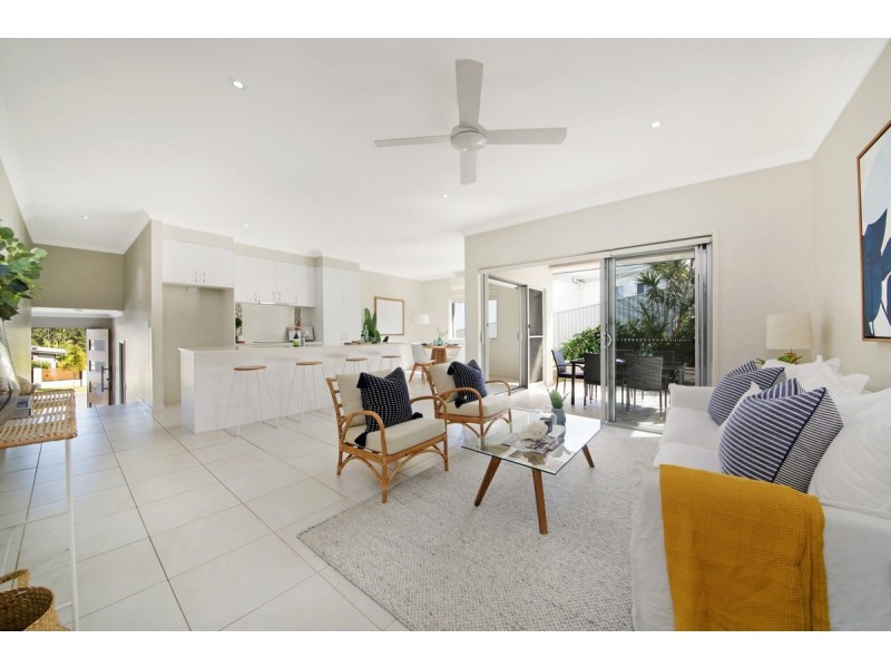 6 Marshall Grove, Bonogin QLD 4213