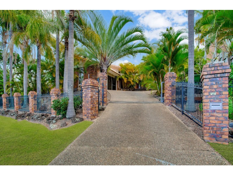 89 Glen Eagles Drive, Robina QLD 4226