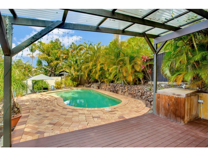 89 Glen Eagles Drive, Robina QLD 4226