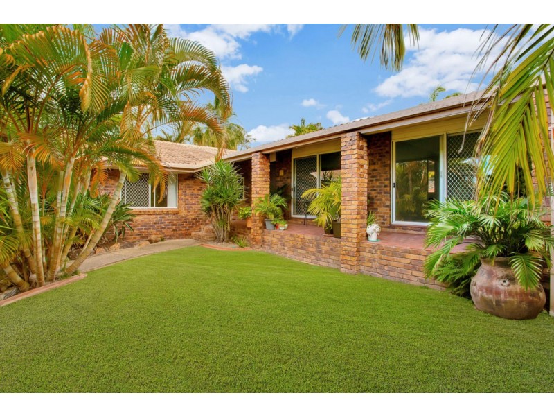 89 Glen Eagles Drive, Robina QLD 4226