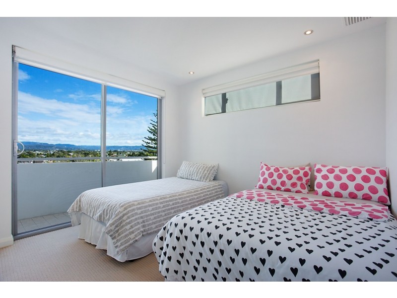 5/78 The Esplanade, Burleigh Heads QLD 4220