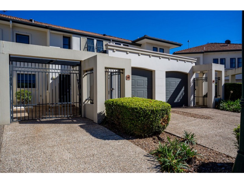 27/226 Cheltenham Drive, Robina QLD 4226