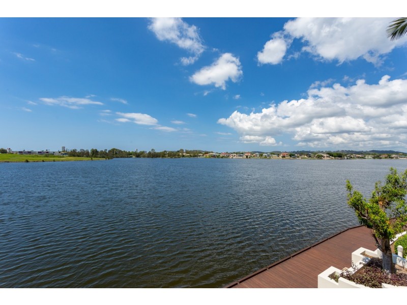 158/251 Varsity Parade, Varsity Lakes QLD 4227