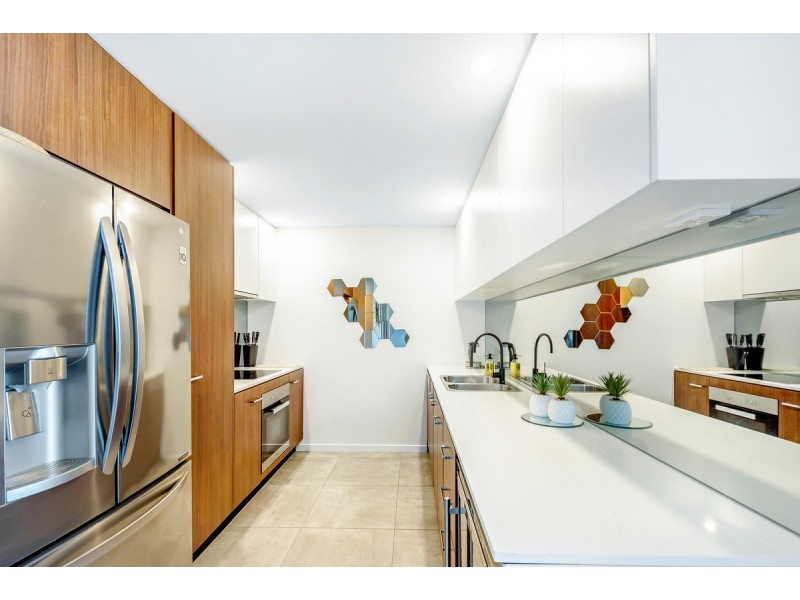 2515/397 Christine Avenue, Varsity Lakes QLD 4227