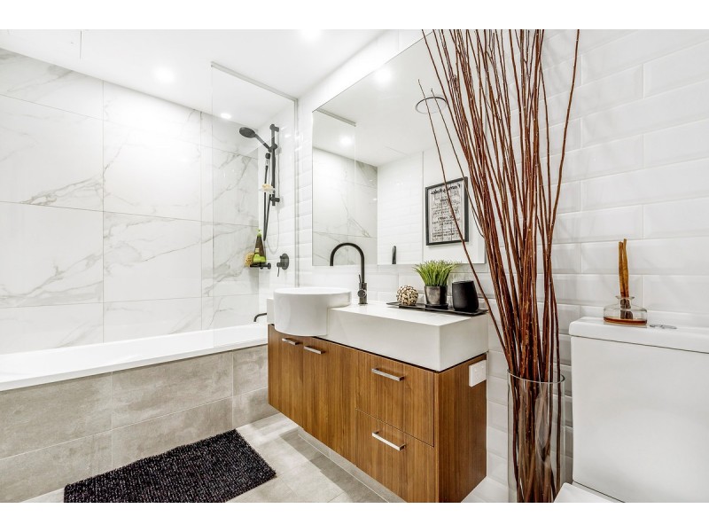 2515/397 Christine Avenue, Varsity Lakes QLD 4227