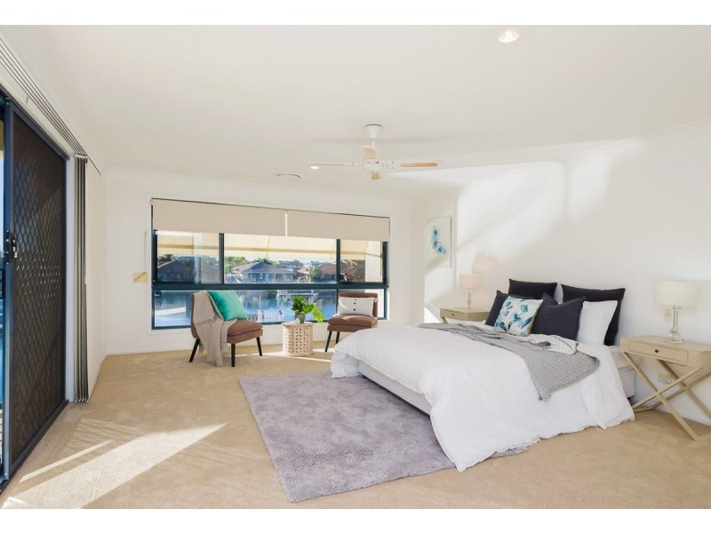27/87 Morala Avenue, Runaway Bay QLD 4216