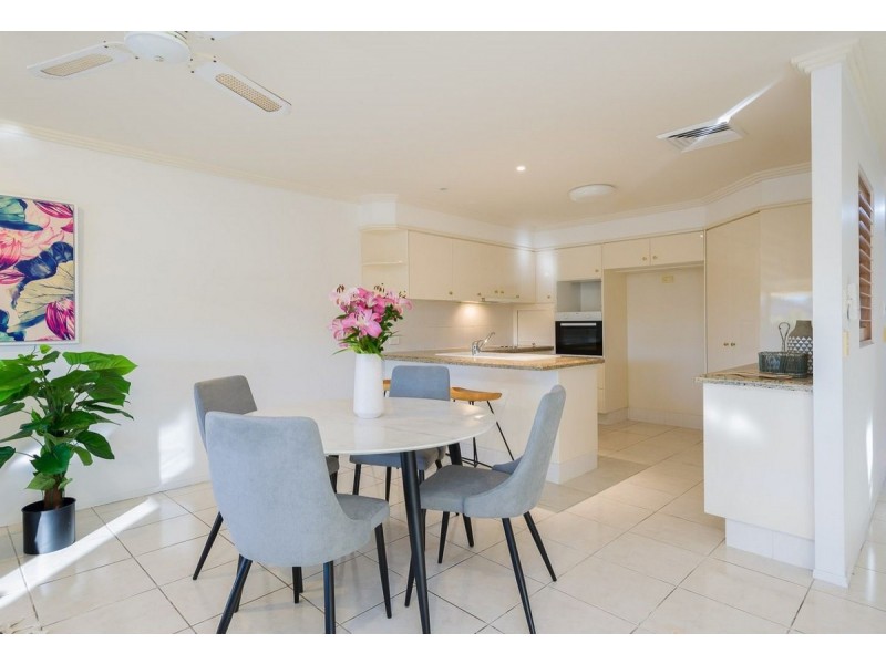 27/87 Morala Avenue, Runaway Bay QLD 4216
