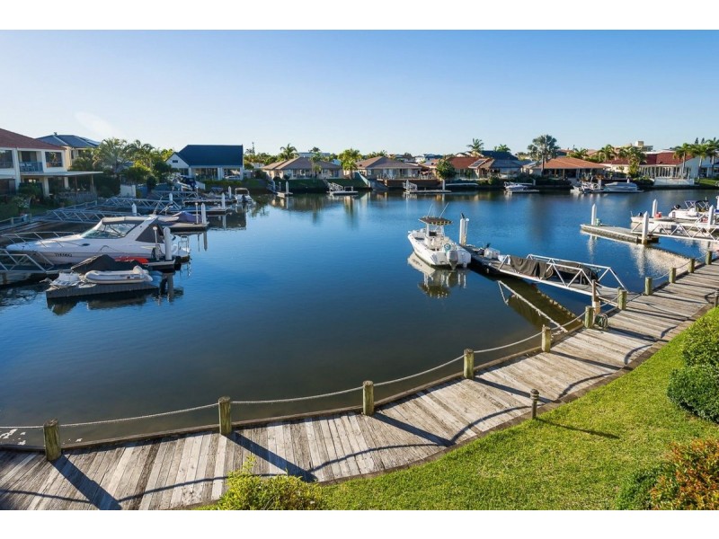 27/87 Morala Avenue, Runaway Bay QLD 4216