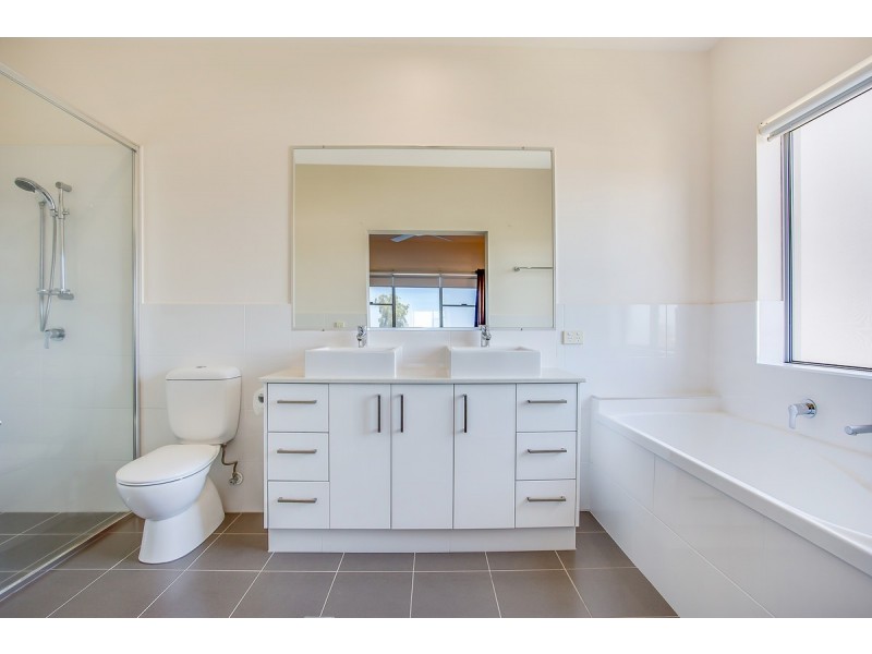 2/29 Worchester Terrace, Reedy Creek QLD 4227