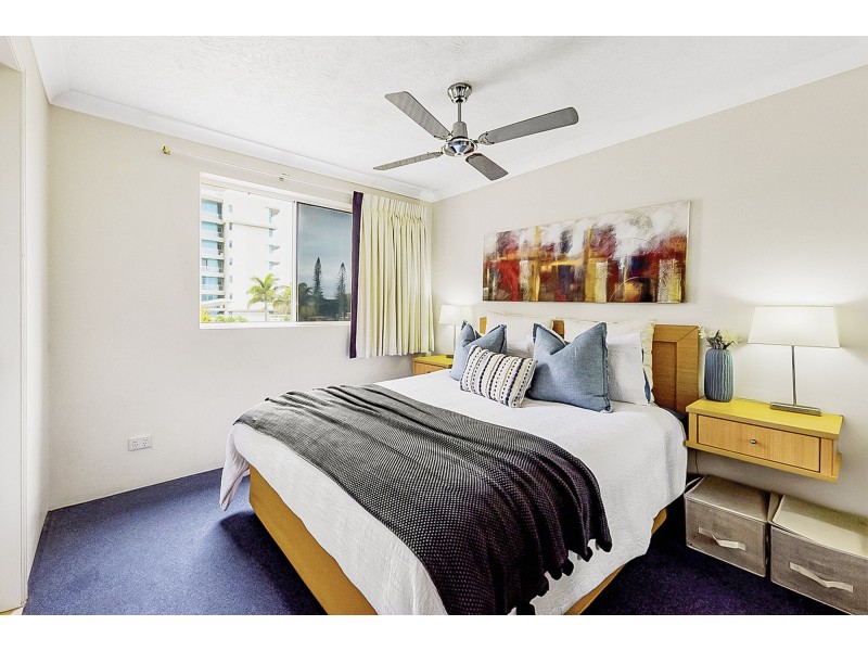 9/21-25 Peerless Avenue, Mermaid Beach QLD 4218