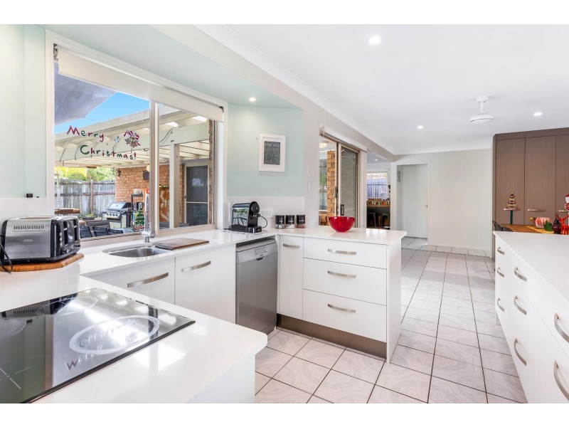 23 Merridown Drive, Merrimac QLD 4226