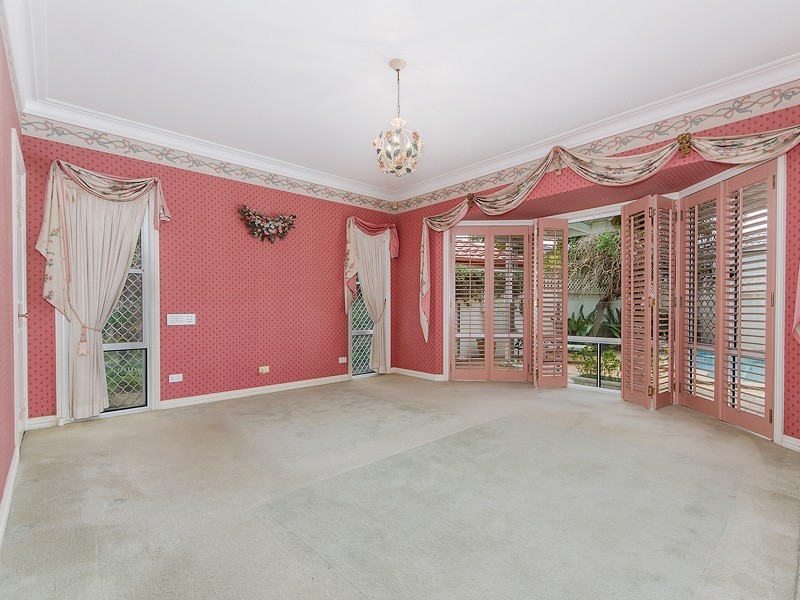 55 Kirralee Drive, Robina QLD 4226