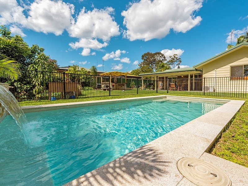 21 Lexington Drive, Worongary QLD 4213