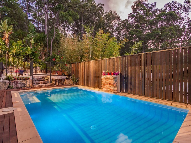 24 Grove Creek Close, Reedy Creek QLD 4227