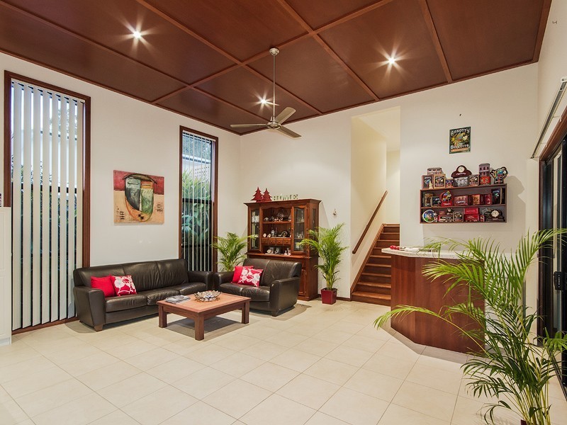 24 Grove Creek Close, Reedy Creek QLD 4227