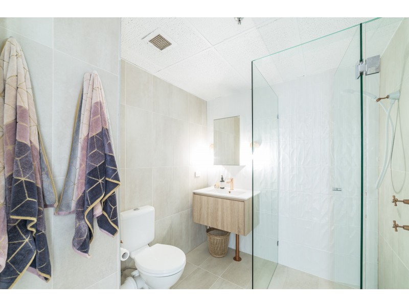 1005/3422 Surfers Paradise Boulevard, Surfers Paradise QLD 4217