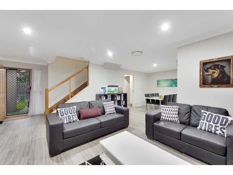 11/2 Weir Drive, Upper Coomera QLD 4209