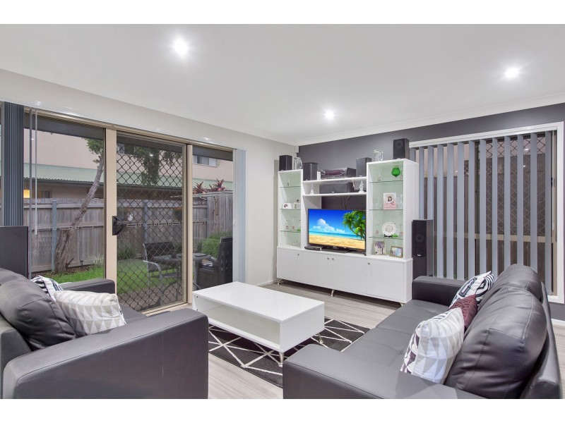11/2 Weir Drive, Upper Coomera QLD 4209