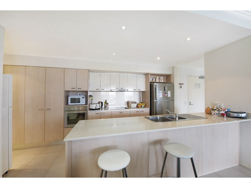 18/255 Varsity Parade, Varsity Lakes QLD 4227