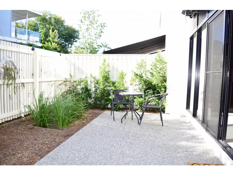 15 Peninsula Drive, Robina QLD 4226