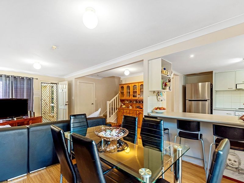 2/258 Christine Avenue, Varsity Lakes QLD 4227