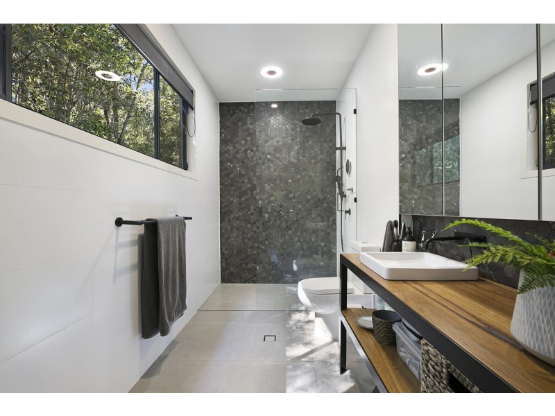 246 Carrington Road, Bonogin QLD 4213