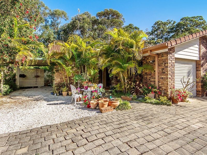 2/34 Glen Eagles Drive, Robina QLD 4226