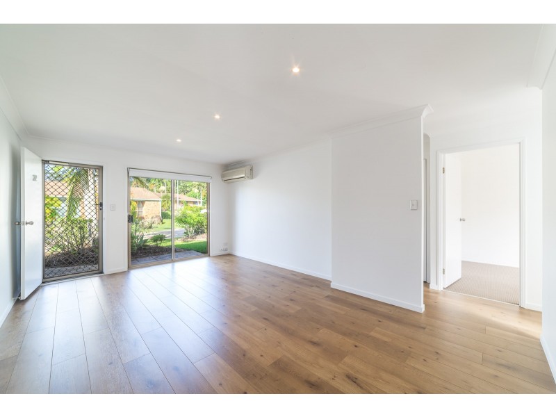 2/28-32 Golden Palms Court, Ashmore QLD 4214