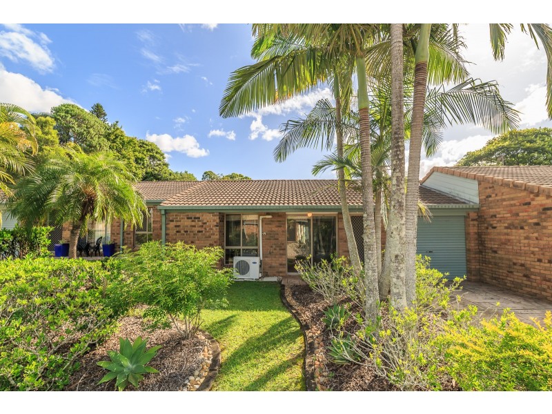 2/28-32 Golden Palms Court, Ashmore QLD 4214