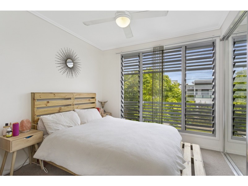 24 Parnell Boulevard, Robina QLD 4226