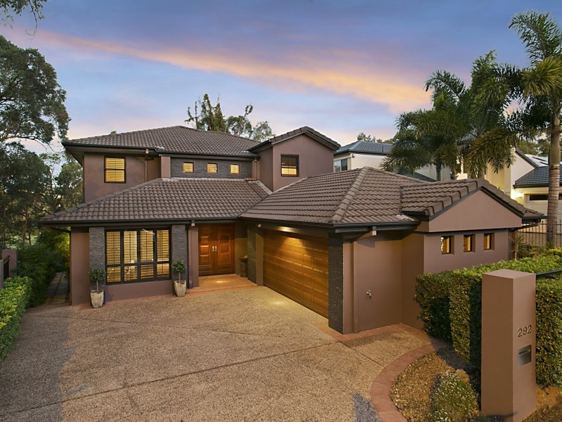 292 Ron Penhaligon Way, Robina QLD 4226