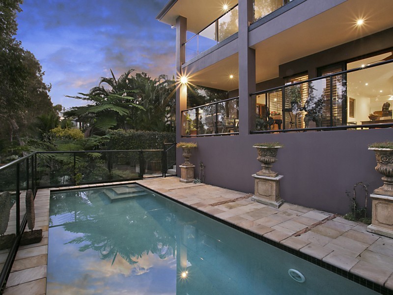 292 Ron Penhaligon Way, Robina QLD 4226