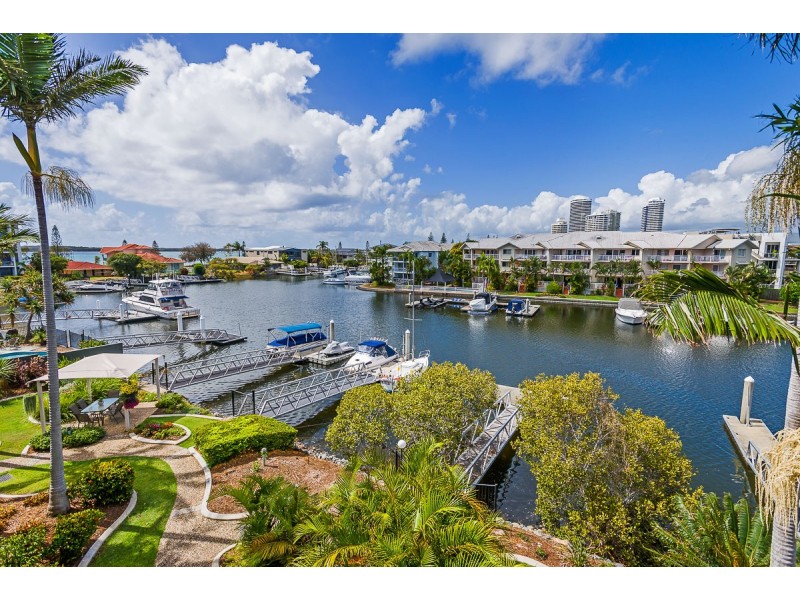 20/14-18 Jennifer Avenue, Runaway Bay QLD 4216