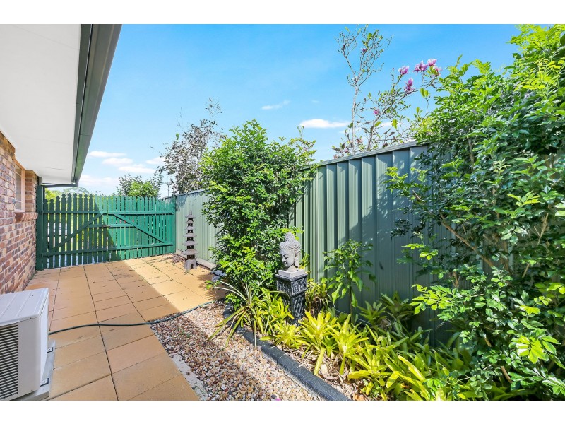 8 Rona Court, Merrimac QLD 4226