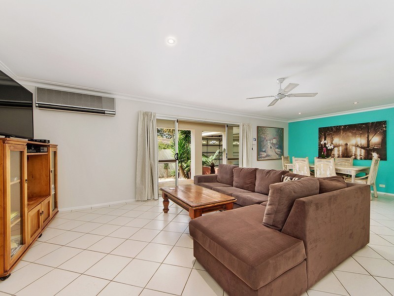 43 Tawarri Crescent, Burleigh Heads QLD 4220