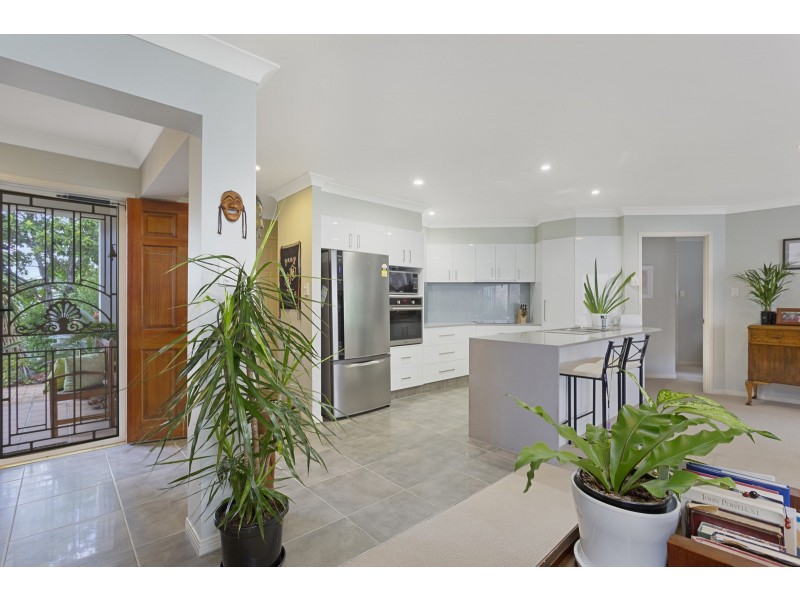 2/53 Mikado Way, Robina QLD 4226