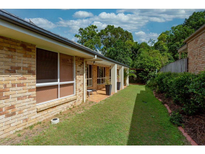 2/53 Mikado Way, Robina QLD 4226